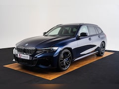 BMW 3-serie Touring - M340d xDrive Business Edition Plus Trekhaak - Panoramadak - Elektrischverstelbare stoelen