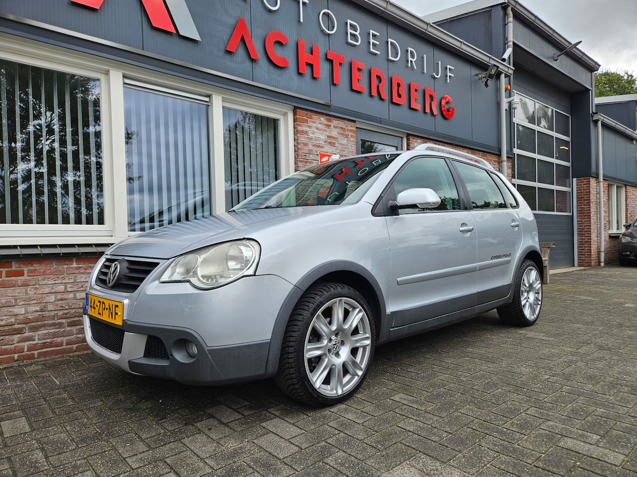 Volkswagen Polo - 1.4-16V Cross Trekhaak! Airco! Cruise Control! NAP! Leuke Auto! - AutoWereld.nl