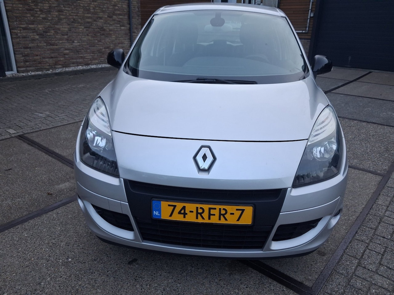 Renault Scénic - 1.4 TCe Bose 1.4 TCe Bose ((( APK GEKEURD/ ZUINIGE AUTO))) - AutoWereld.nl
