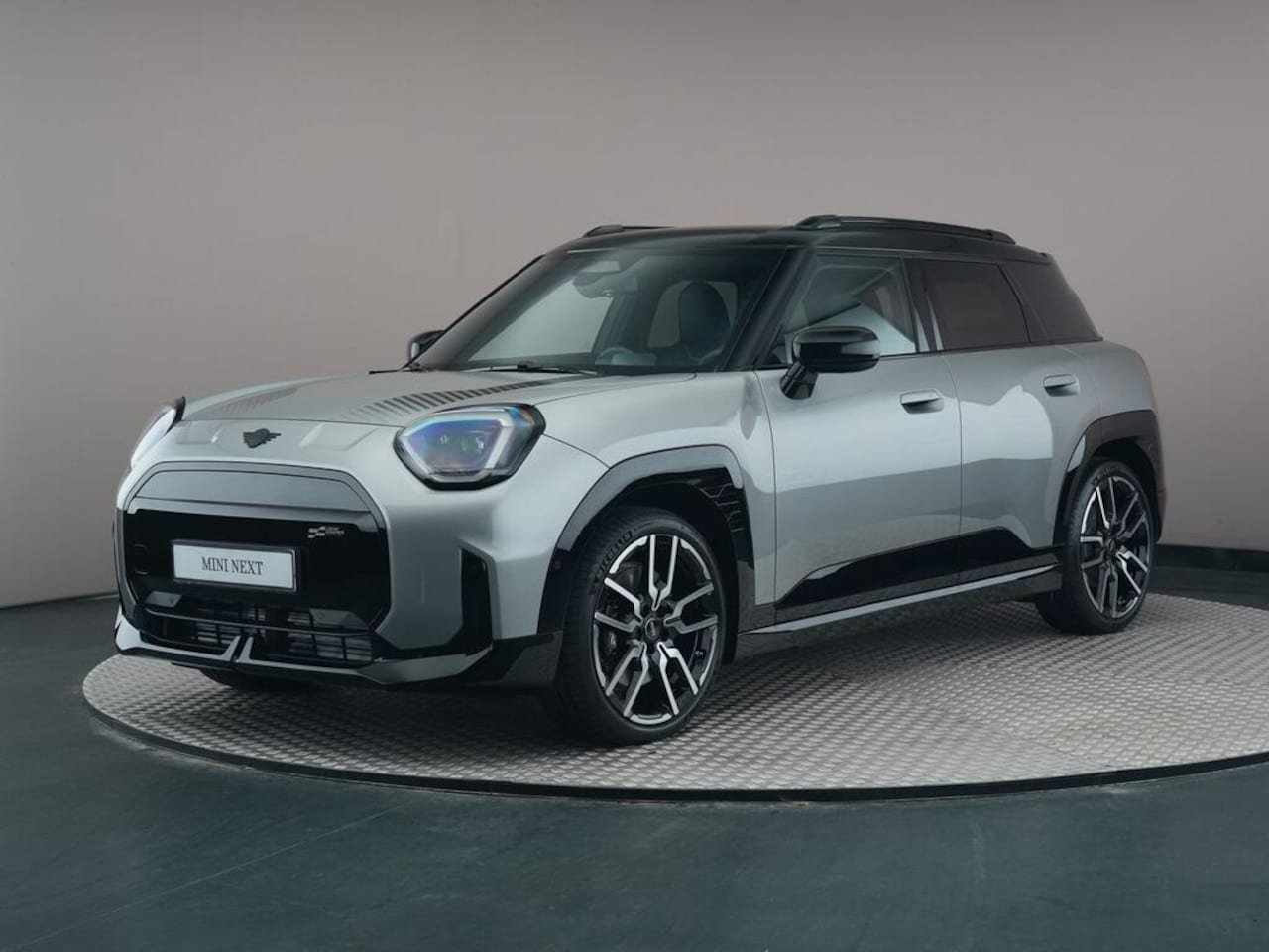 MINI Aceman - E John Cooper Works M 42.5 kWh - AutoWereld.nl