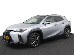 Lexus UX - 250h F Sport Design | 18 Inch Lichtmetalen velgen | Elektrisch bedienbare achterklep | Led