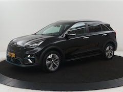 Kia e-Niro - ExecutiveLine 64 kWh | SOH 93, 9% | Leder | Memory | Stuur/stoel verwarming | Cruise contr