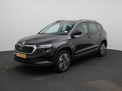 Skoda Karoq - 1.0 TSI Business Edition | STUURVERWARMING | STOELVERWARMING | ELEKTRISCHE ACHTERKLEP | PA