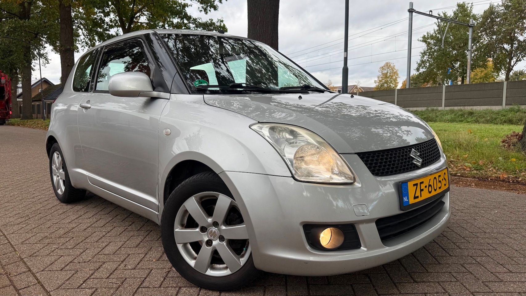 Suzuki Swift - 1.3 Base 2008 Leder Stoelverwarming Keyless - AutoWereld.nl