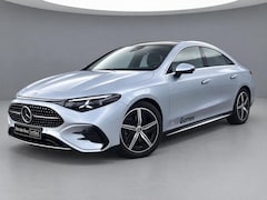 Mercedes-Benz CLA-Klasse - 200 Business Solution AMG | Panoramadak | DISTRONIC Afstandsassistent | Dodehoekassistent