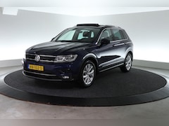 Volkswagen Tiguan - 1.4 TSI ACT Highline | ALL-IN PRIJS | SCHUIF-KANTEL | TREKHAAK |