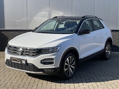 Volkswagen T-Roc - 1.5 TSI Sport Business R *Stoel/Stuurverwarming*Carplay*Camera*PDC