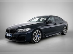 BMW 5-serie - 545e xDrive High Executive M Sport | Dakraam | Camera | Autopilot | Stoel-/Stuurverwarming