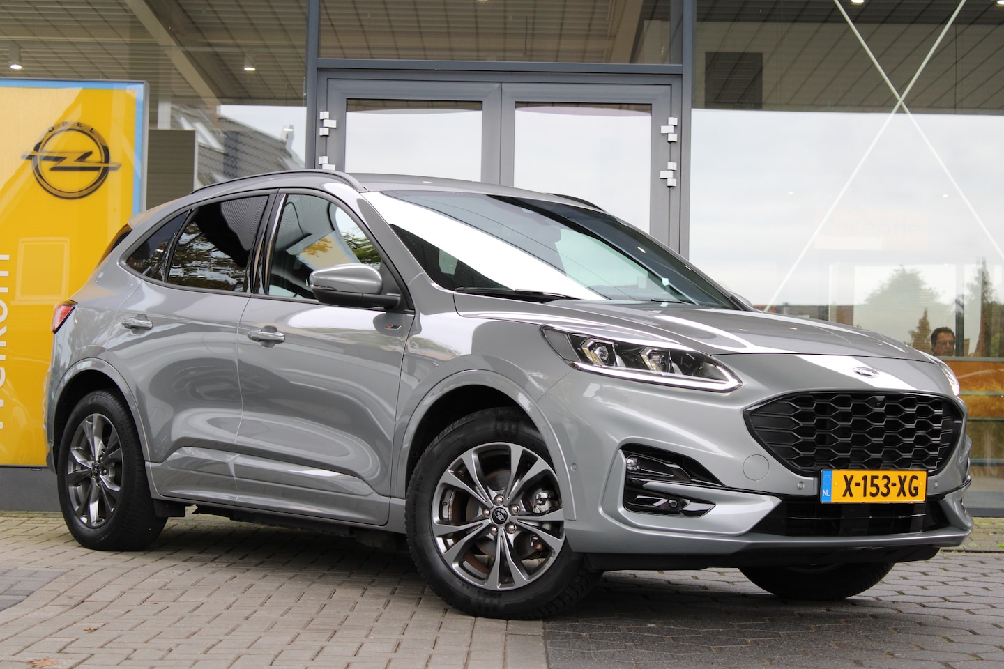 Ford Kuga - 2.5 PHEV ST-Line X | Trekhaak | BLIS | B&O - AutoWereld.nl