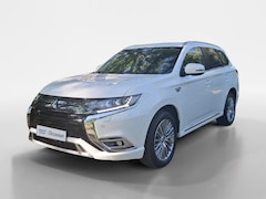 Mitsubishi Outlander - 2.4 PHEV Intense | CRUISE | CLIMATE | PDC | STOELVERWARMING |