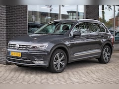 Volkswagen Tiguan - 2.0 TSI 4Motion Highline | Carplay | Head up | Sport stoelen |