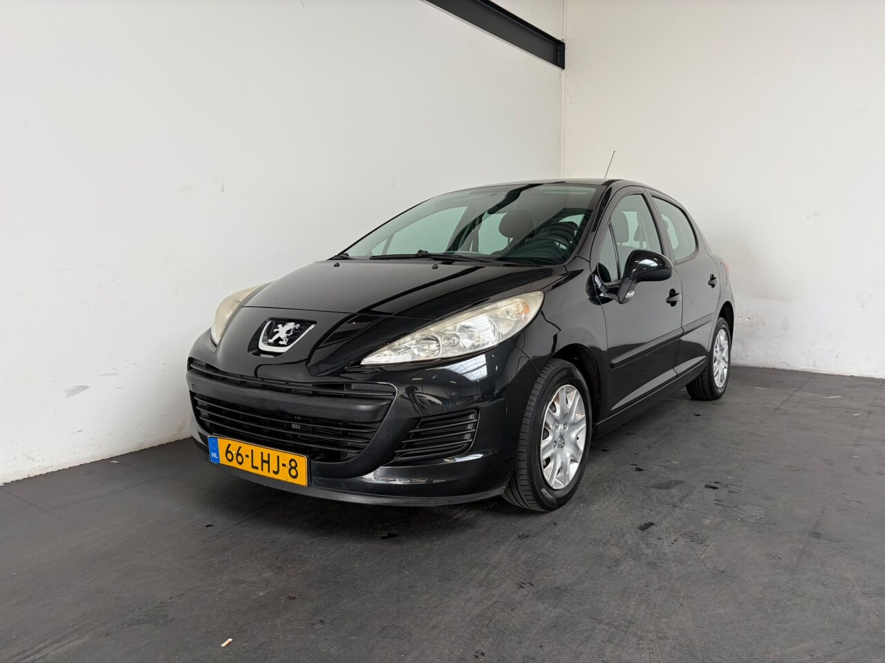 Peugeot 207 - 1.4 VTi X-Line 1.4 VTi X-line - AutoWereld.nl