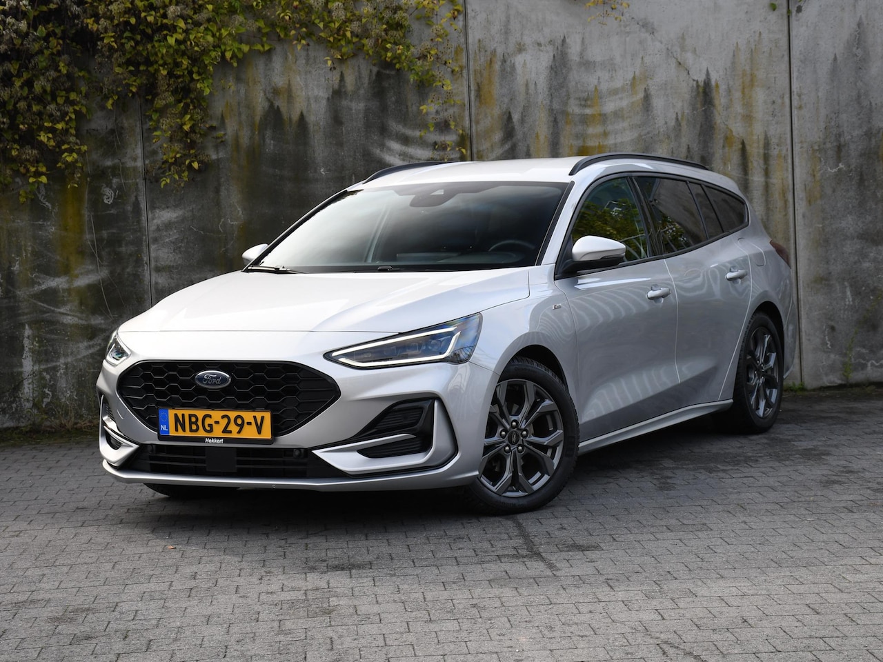 Ford Focus Wagon - ST Line X 1.0 EcoBoost Hybrid 155pk Automaat LED MATRIX | B&O | ADAPT. CC | 17''LM | DODE - AutoWereld.nl