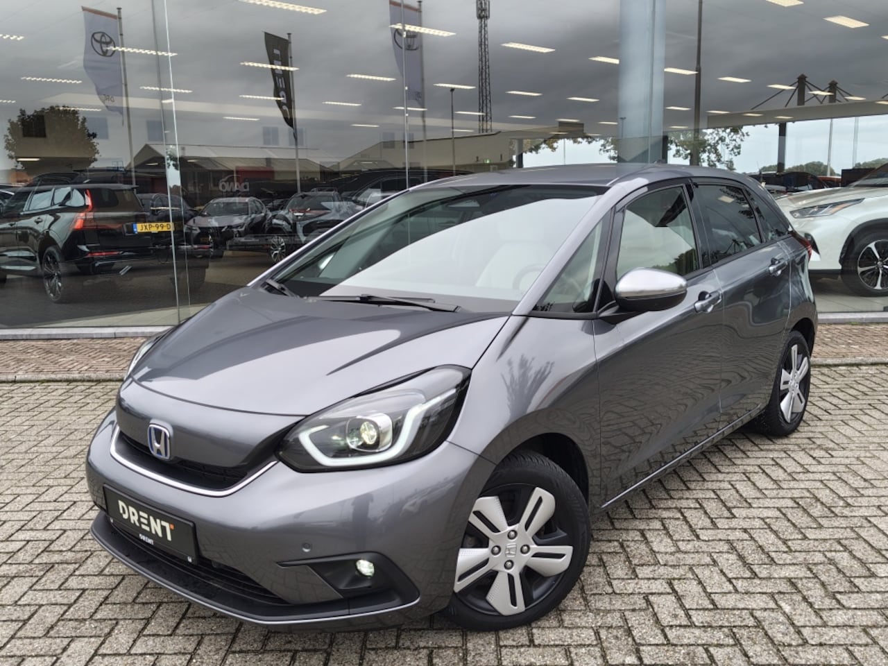 Honda Jazz - 1.5 e:HEV Executive | All Seasons | Sensoren v/a | Stoel/Stuurverwarming - AutoWereld.nl
