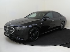 Mercedes-Benz E-klasse - 400 e 4MATIC AMG Line / Premium/ Panoramadak/ AIRMATIC/ Achterasbesturing/ Burmester 4D/ S