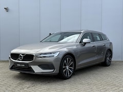 Volvo V60 - T6 Twin Engine AWD Momentum Pro | Panoramadak | Harman Kardon | Head up Display | Lederen