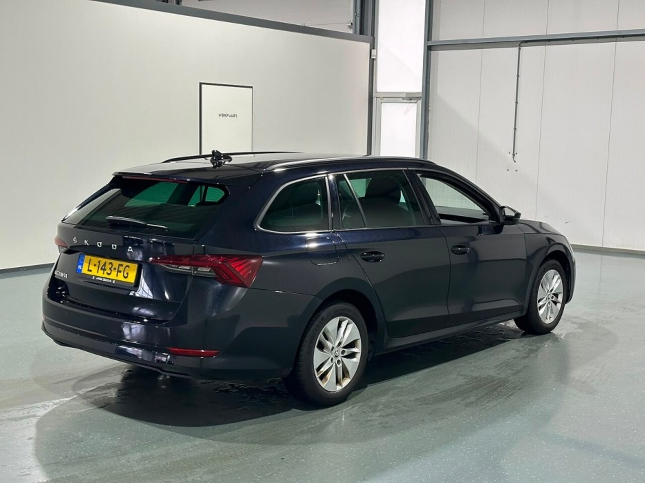 Skoda Octavia Combi - 1.0 TSI Business Edition Trekhaak CarPlay / Android auto - AutoWereld.nl