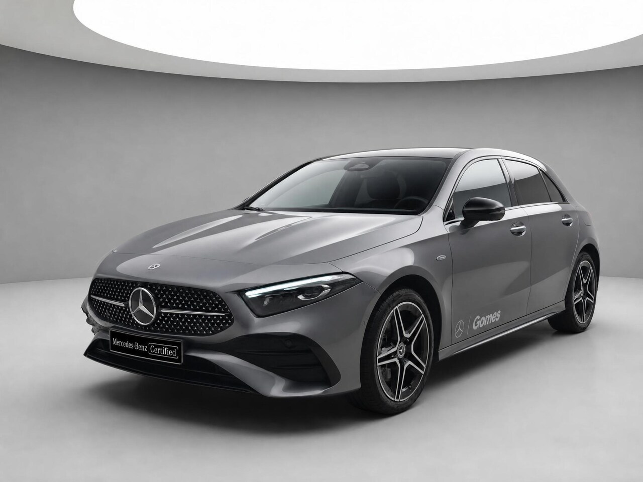 Mercedes-Benz A-klasse - 250 e Business Solution AMG | Night Pakket | Panoramadak | MULTIBEAM LED Koplampen | Stoel - AutoWereld.nl