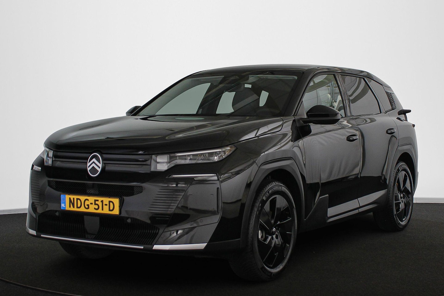 Citroën C5 Aircross - 1.2 Hybrid 145 Plus Stoelverwarming Camera Keyless Dodehoek - AutoWereld.nl