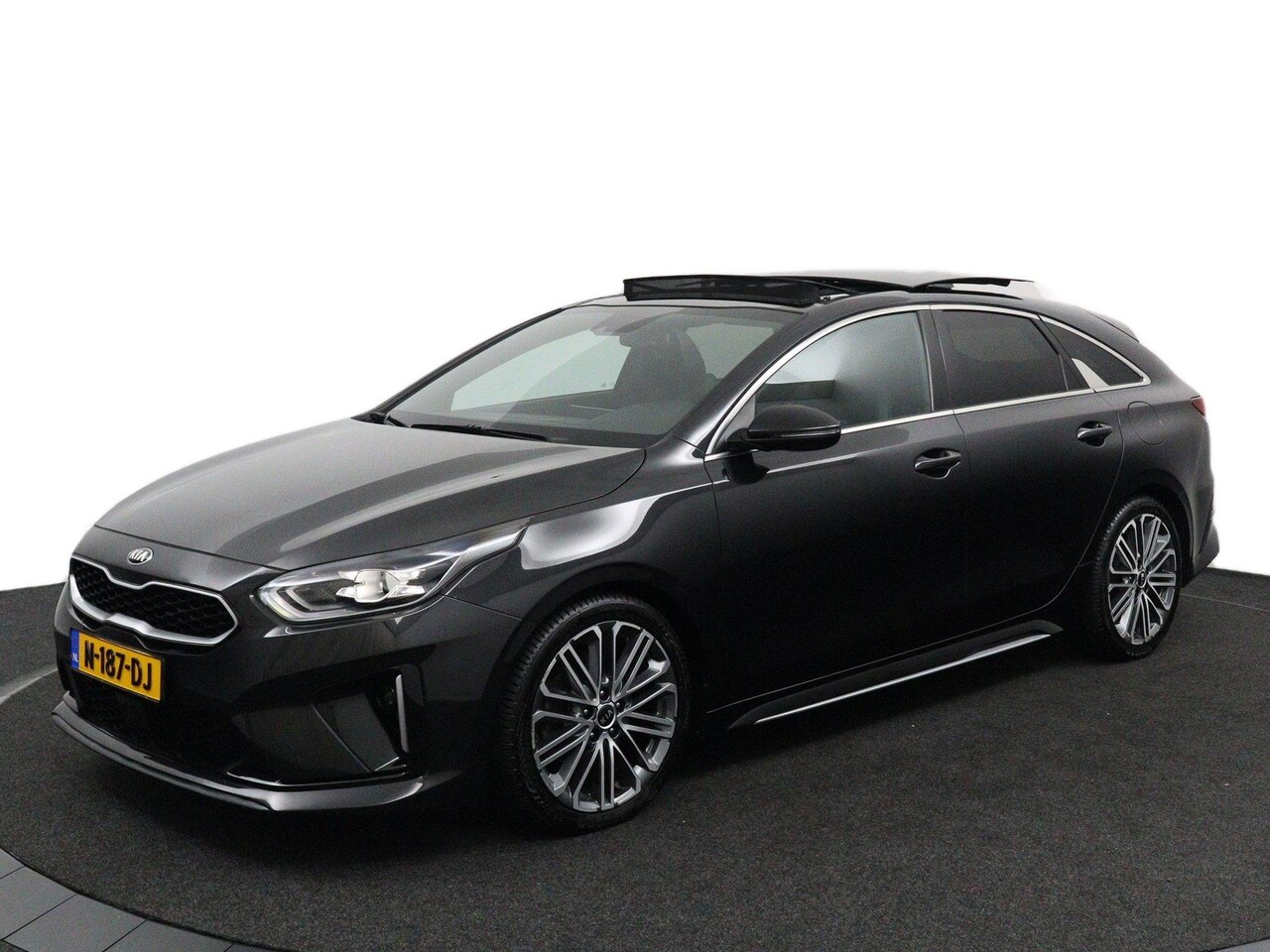 Kia Pro cee'd - 1.5 T-GDI GT-PlusLine*PANO*ACC*CAM*ECC*NAVI*LED* - AutoWereld.nl