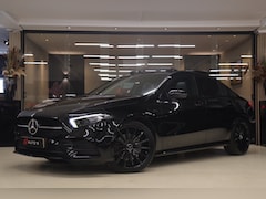 Mercedes-Benz A-klasse - 250 e Premium Plus AMG NIGHT PAKKET PANO/BLACKSTYLE/CARPLAY/CAM/BOMVOL