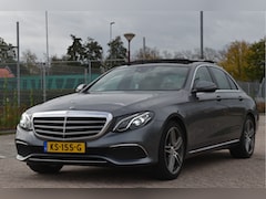 Mercedes-Benz E-klasse - 200 Ambition Exclusive Technologie | NL-Auto | 2e eigenaar | Nieuwstaat | Zeer vol | HUD |