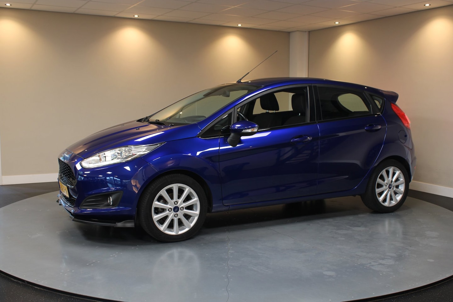 Ford Fiesta - 1.0 EcoBoost Titanium ST-Look *Top onderhouden!* Climate|Cruise|Navi|BT|Trekhaak|PDC|Lm-ve - AutoWereld.nl