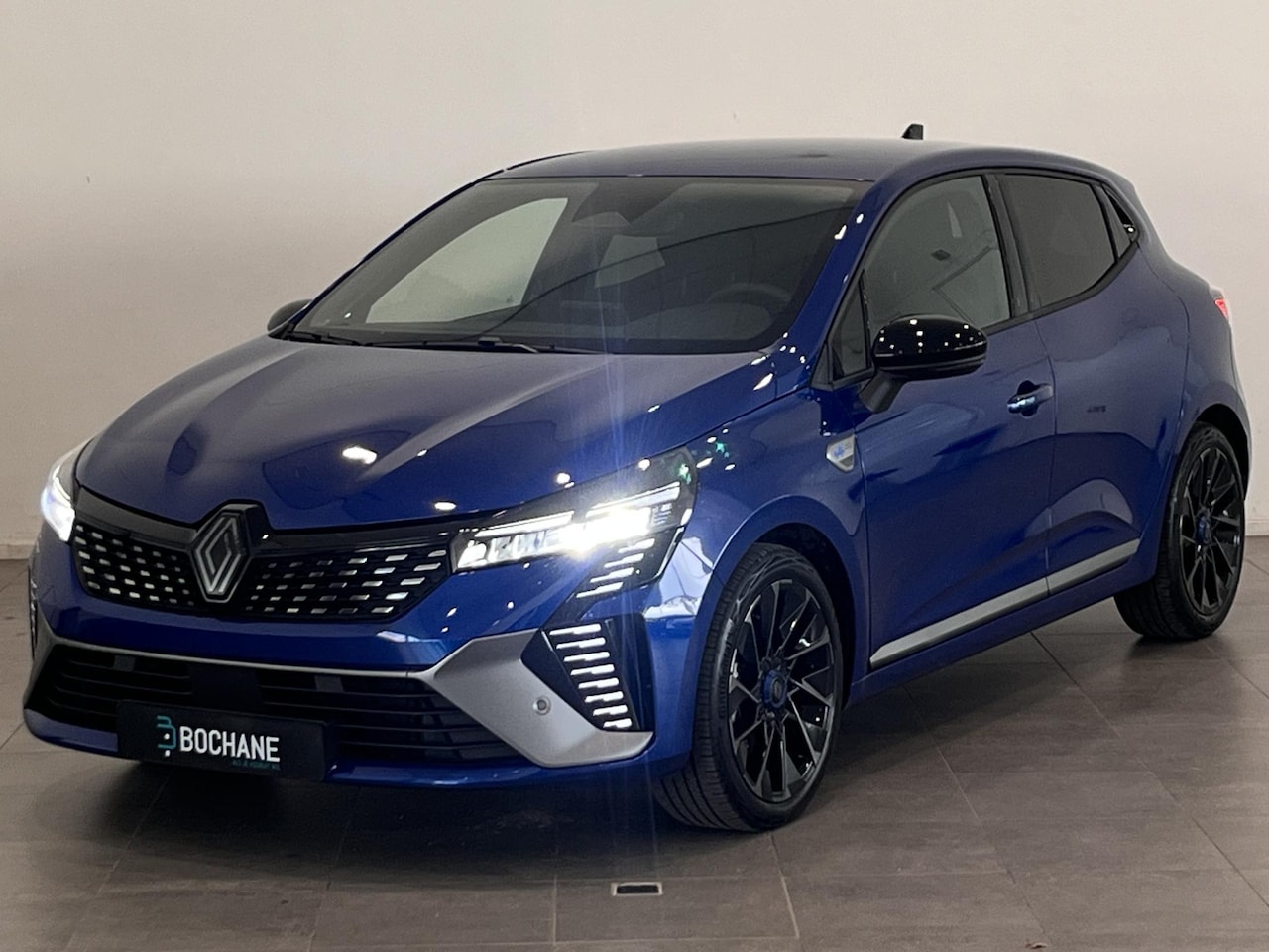 Renault Clio - 1.6 E-Tech Full Hybrid 145 esprit Alpine Bose Audio | Stoelverwarming en Stuurwiel verwarm - AutoWereld.nl