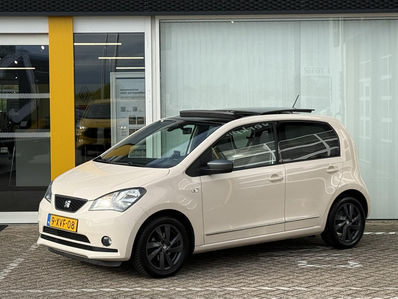 SEAT Mii - 1.0 Mii by Mango | NAP | Elektrisch glazen panorama-dak | Cruise Control | Airco | Cruise - AutoWereld.nl