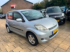 Daihatsu Sirion 2 - 1.3-16V Sport / 127.000 km airco apk