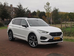 SEAT Tarraco - 1.4 TSI e-Hybrid PHEV FR | Panoramadak | Trekhaak | 360 Camera | Sfeerverlichting | Sports