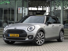 MINI Clubman - (f54) 1.5 136pk Aut Cooper Yours / Navigatie / Camera / Vol Leder / NL Auto / dealer O.H