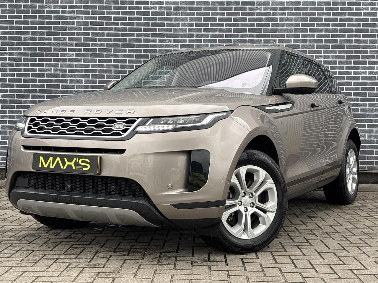 Land Rover Range Rover Evoque - 1.5 P300e AWD S | Panoramadak | Trekhaak | 360 Graden Camera | Head-up Display | Meridian - AutoWereld.nl