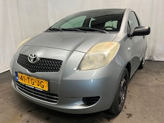 Toyota Yaris - 1.3 VVTi Terra Schadeauto Auto start en rijd - Motorlamp