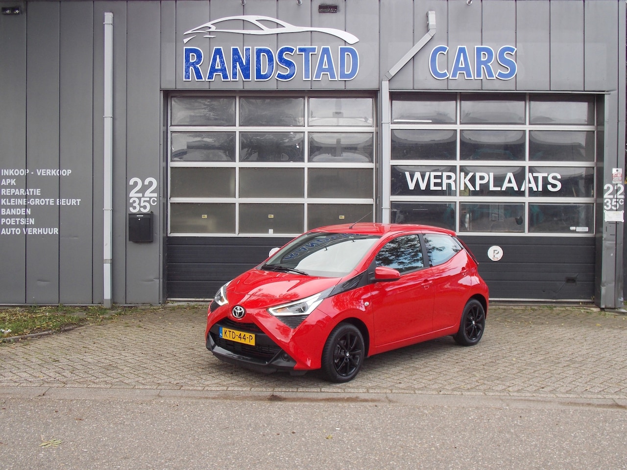 Toyota Aygo - 1.0 VVT-i x-play Automaat Carplay Airco Elek Pakket 5Deurs 2022bj GARANTIE - AutoWereld.nl
