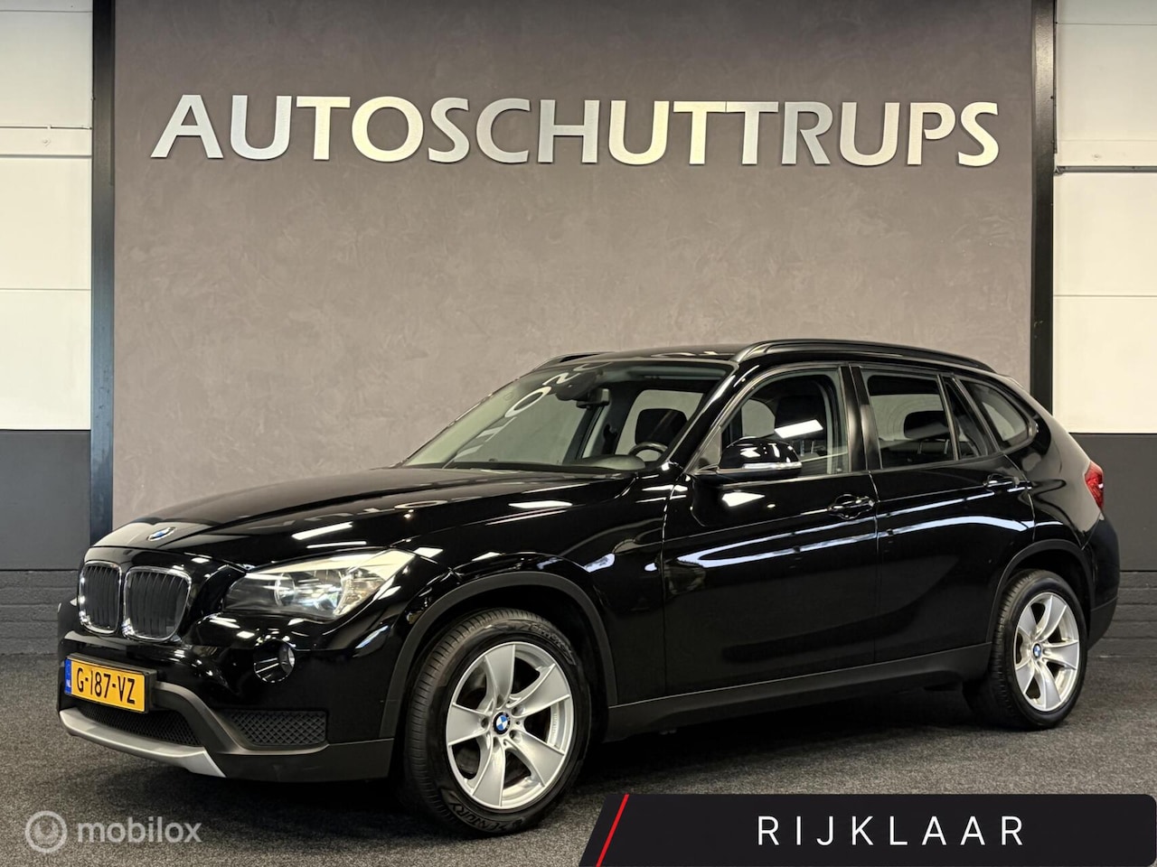 BMW X1 - sDrive18i AUTOMAAT / CLIMA / CRUISE / STOELVERW. / TR.HAAK / RIJKLAAR / NIEUWE APK - AutoWereld.nl