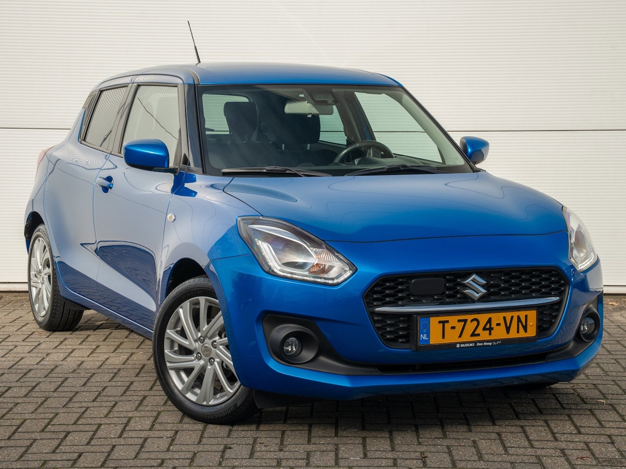 Suzuki Swift - 1.2 Select Smart Hybrid| Apple carplay | Android auto | Adaptive cruise| Stoelverwarming| - AutoWereld.nl