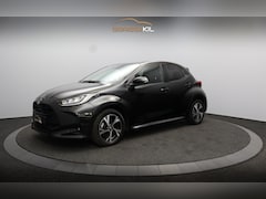 Toyota Yaris - 1.5 Hybrid 115 Team D Dealeronderh. / Stoelverwarming / Stuurverwarming / Smartphone Integ
