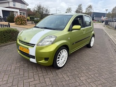 Daihatsu Sirion 2 - 1.0-12V Premium *LEUKE AUTO