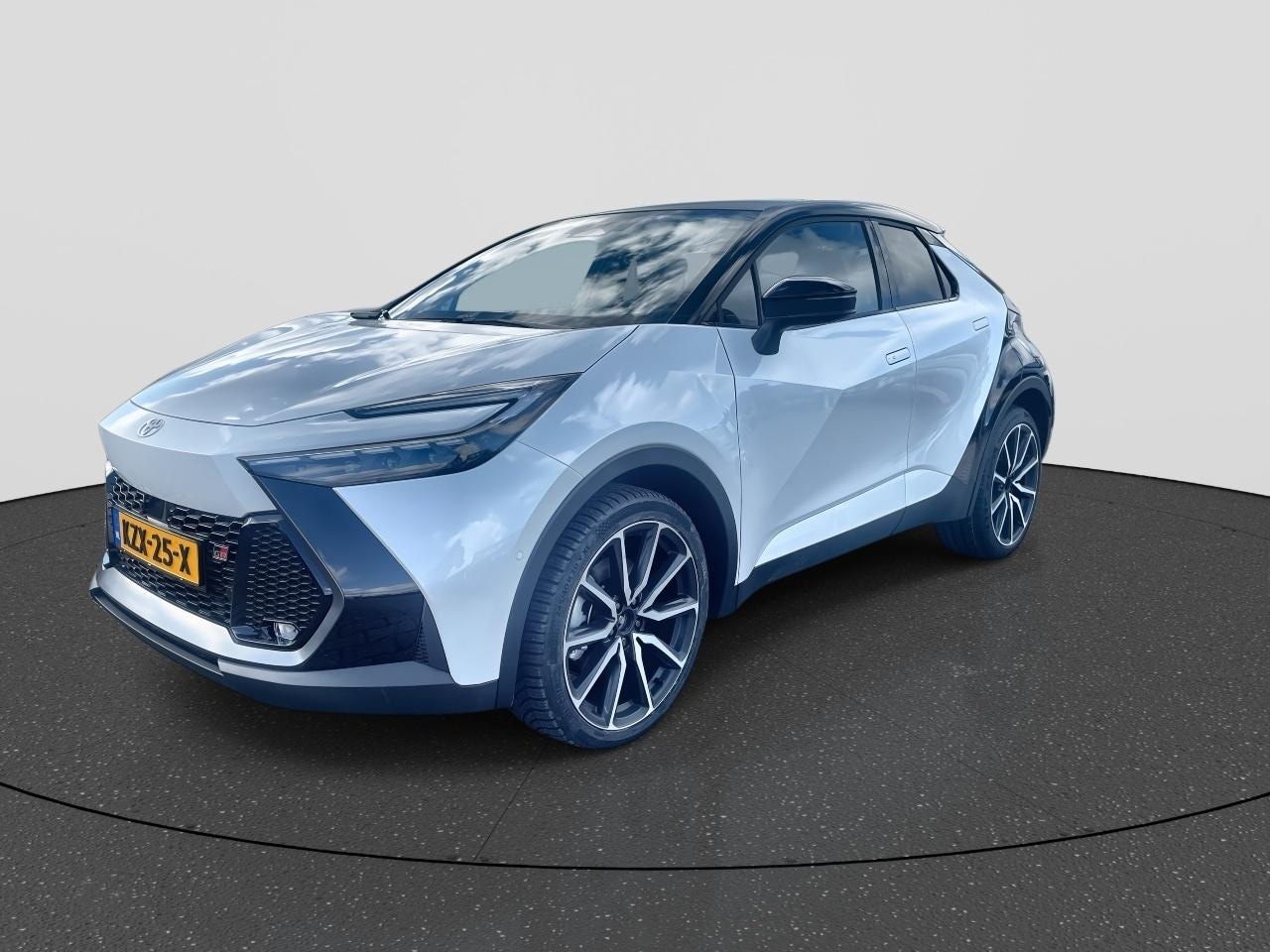 Toyota C-HR - 2.0 Plug-in Hybrid 220 GR SPORT | GR SPORT Premium Pack | Demo | - AutoWereld.nl
