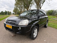 Hyundai Tucson - 2.0i Active Joy|clima|cruise|trekhaak|nap