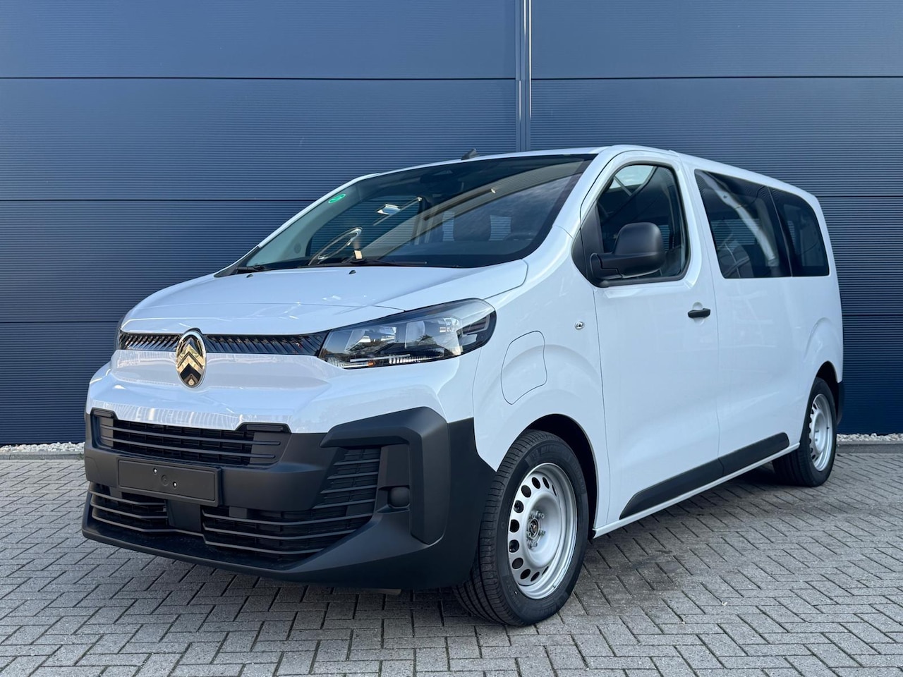 Citroën ë-Jumpy - L2 75kWh | 9 Persoons | Cruise Control | Parkeersensoren | - AutoWereld.nl