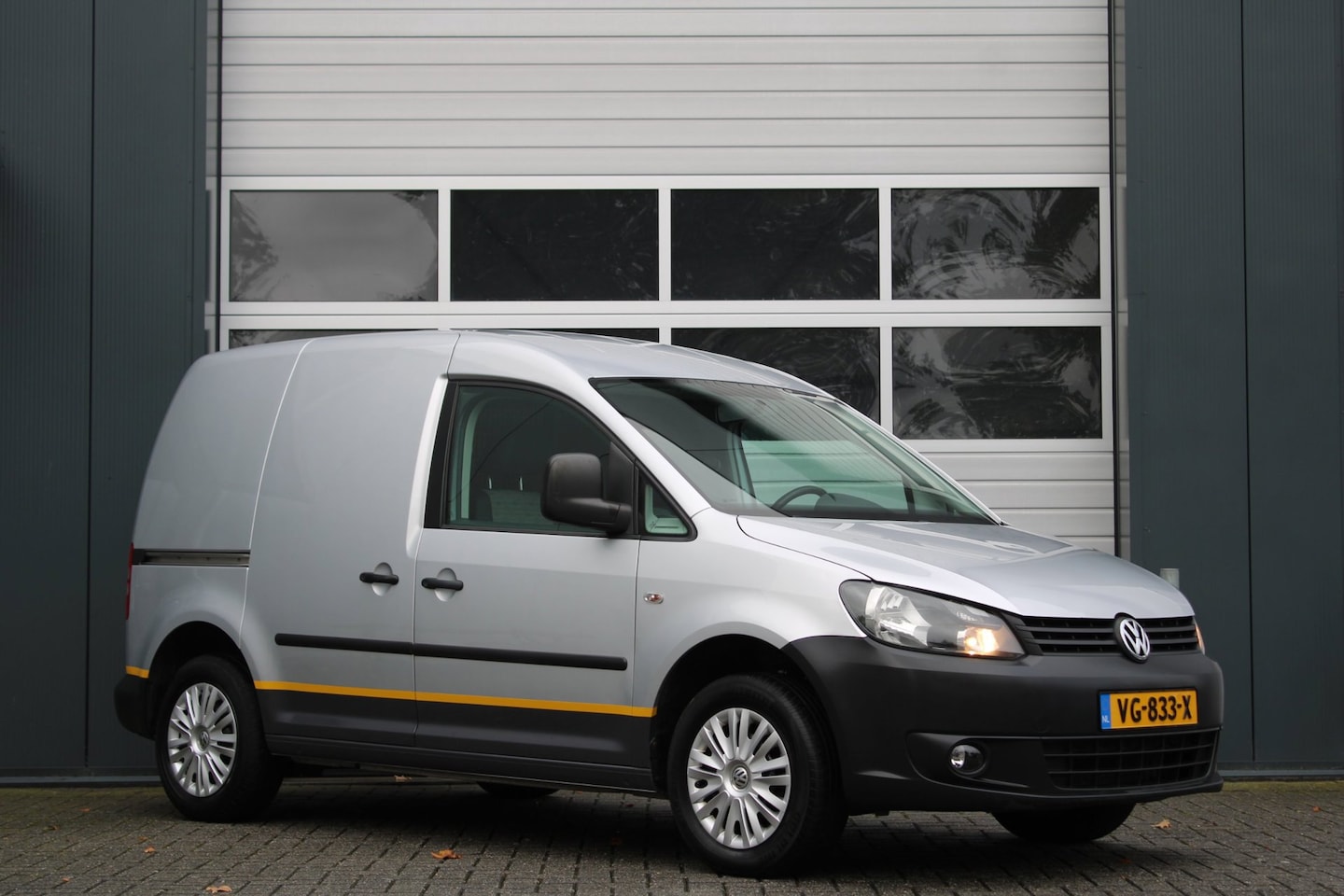 Volkswagen Caddy - 1.6 TDI Economy Baseline Airco/Schuifdeur/Elek.Ramen/C.V./RadioCD.AUX.USB.Trekhaak/APK:03- - AutoWereld.nl