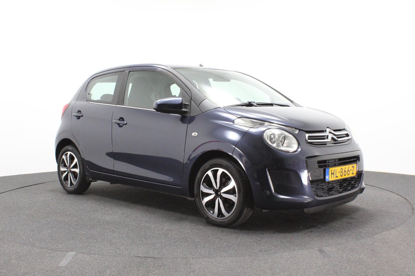 Citroën C1 - 1.2 PureTech Shine | Climate control | Achteruitrij camera | Goed onderhouden | Sportvelge - AutoWereld.nl