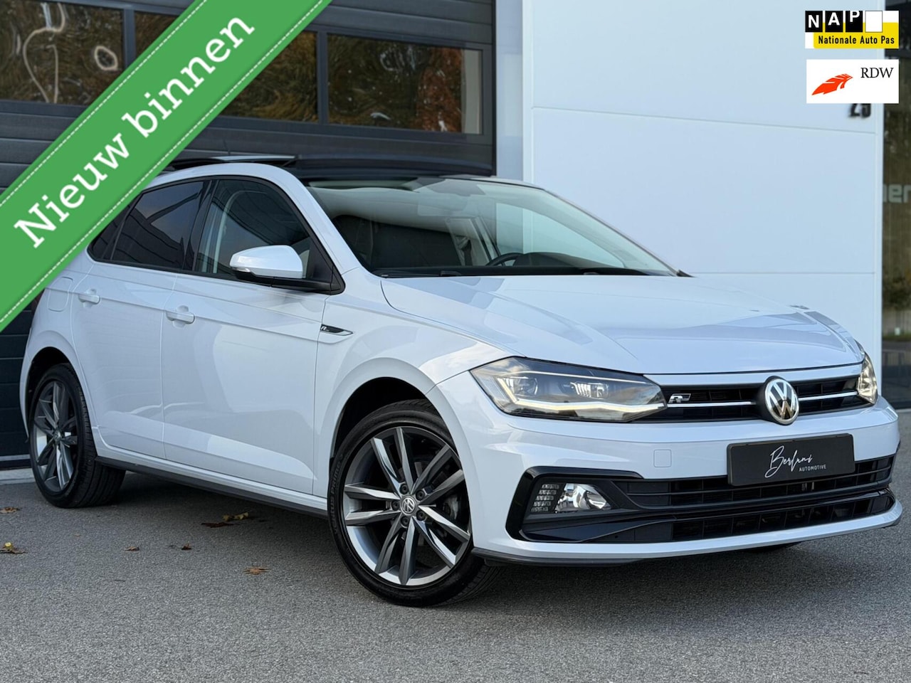 Volkswagen Polo - 1.0 TSI R-line AUTOMAAT|CARPLAY|CAMERA|ORGNL - AutoWereld.nl