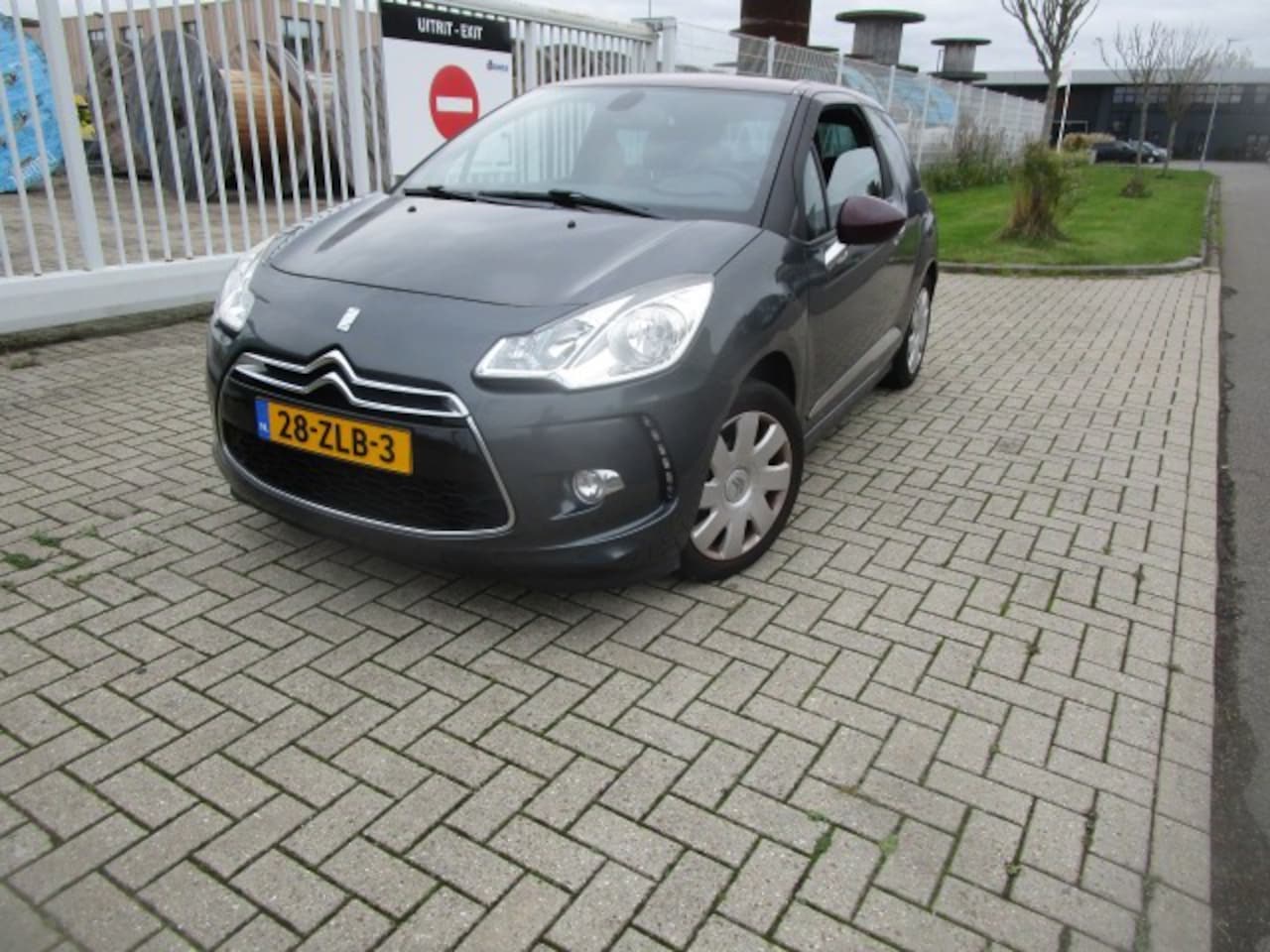 Citroën DS3 - 1.2 VTi Chic 1.2 VTi Chic - AutoWereld.nl