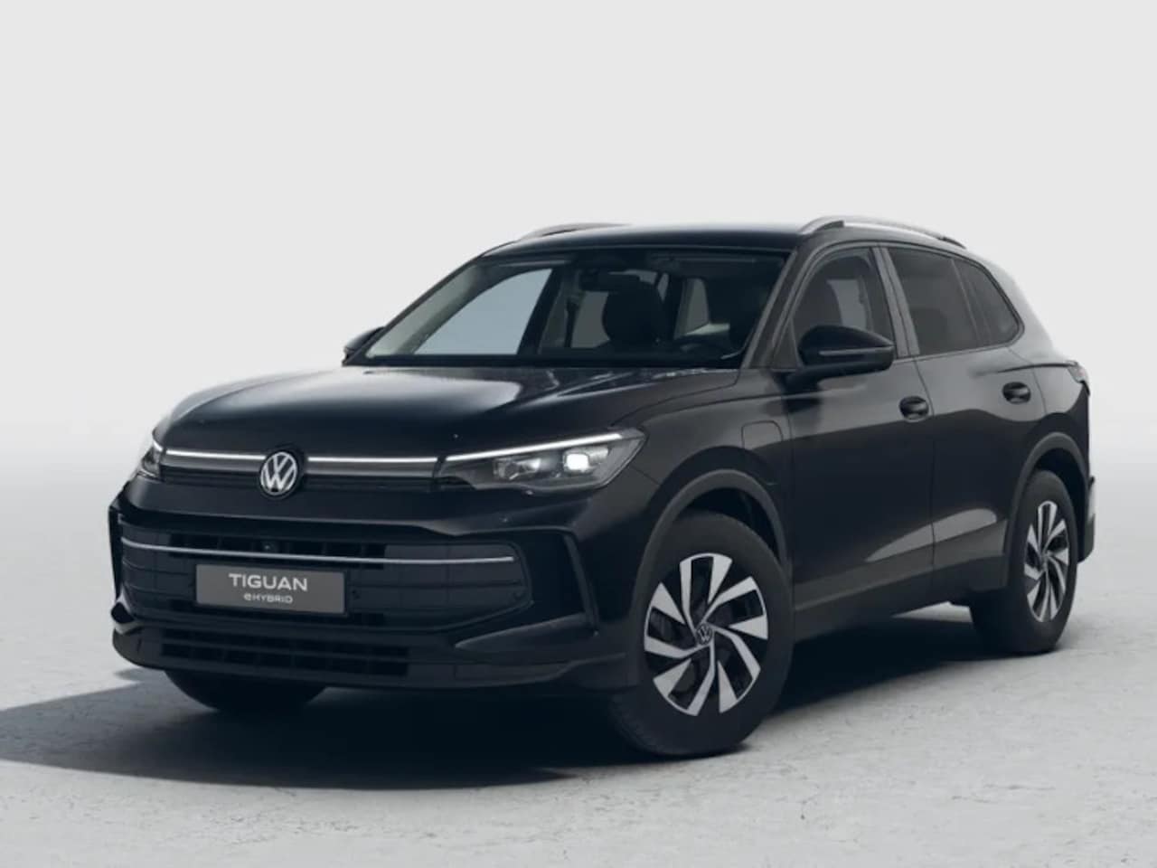 Volkswagen Tiguan - Life Edition 1.5 eHybrid 204 PK 6 versn. DSG · Draadloze telefoonlader · Achteruitrijcamer - AutoWereld.nl