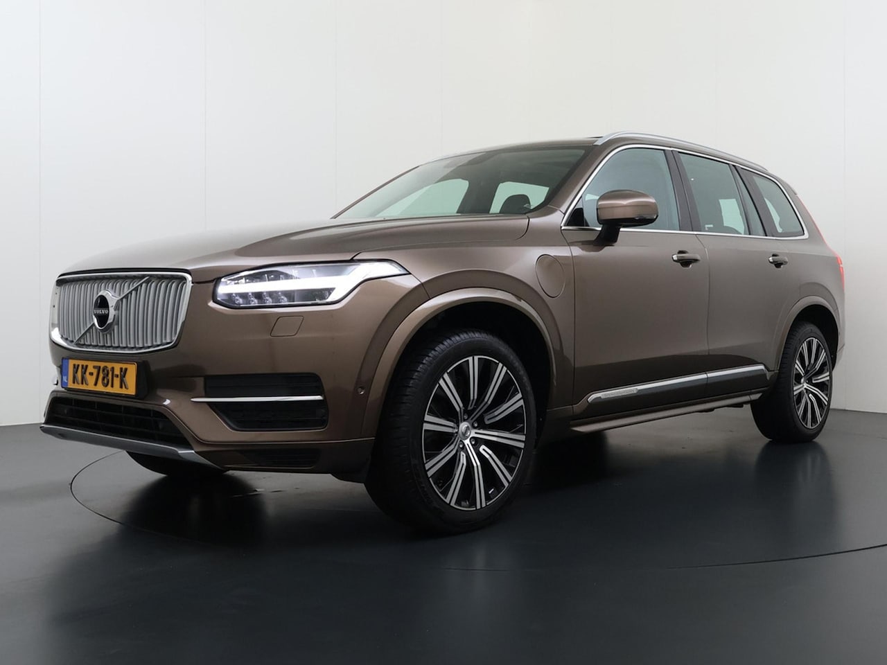 Volvo XC90 - 2.0 T8 Twin Engine AWD Inscription Panodak/Trekhaak/AdaptiveCruise etc. - AutoWereld.nl