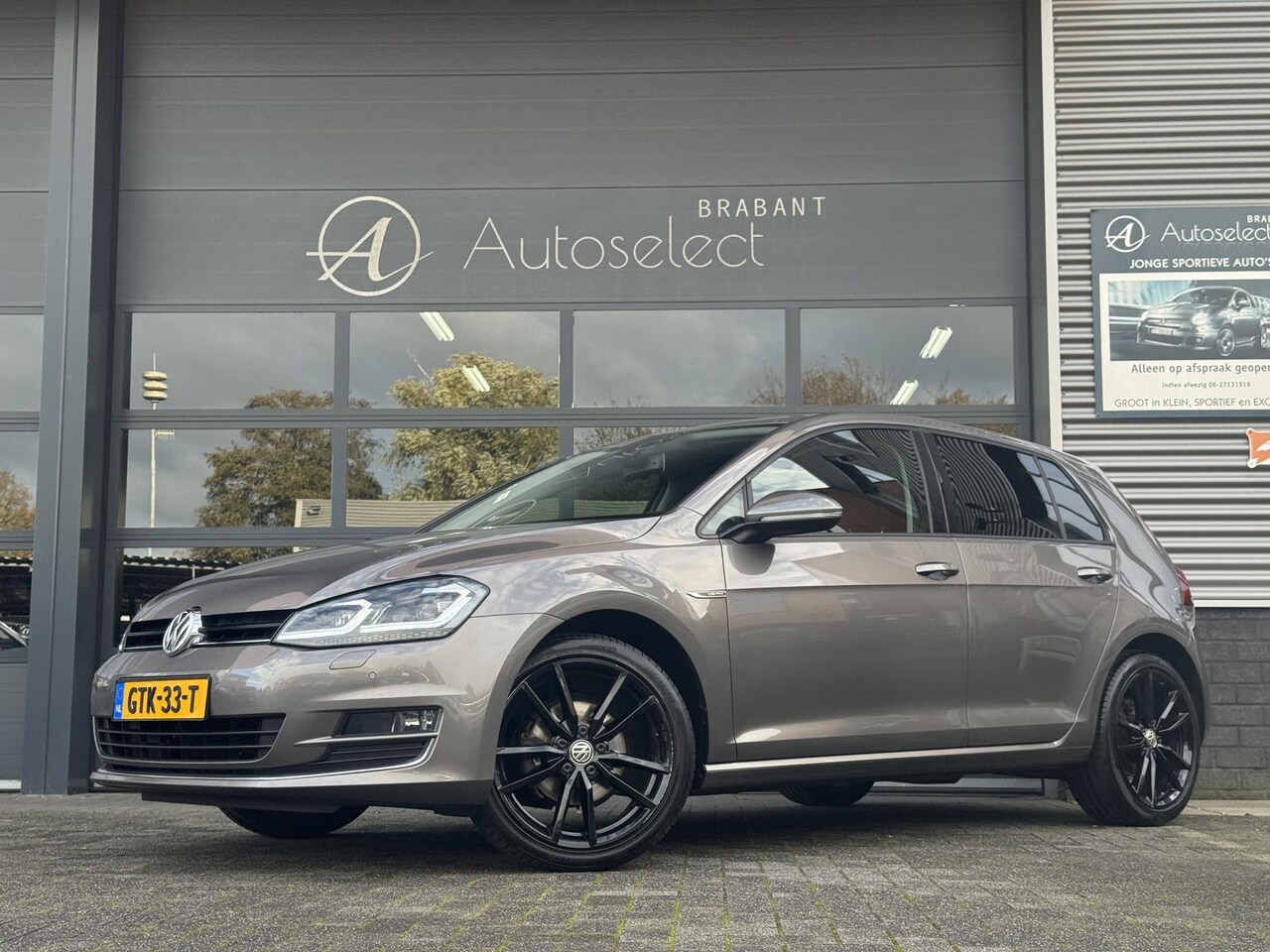 Volkswagen Golf - 1.2 TSI Business Edition R Connected 1.2 TSI Business Edition R Connected - AutoWereld.nl