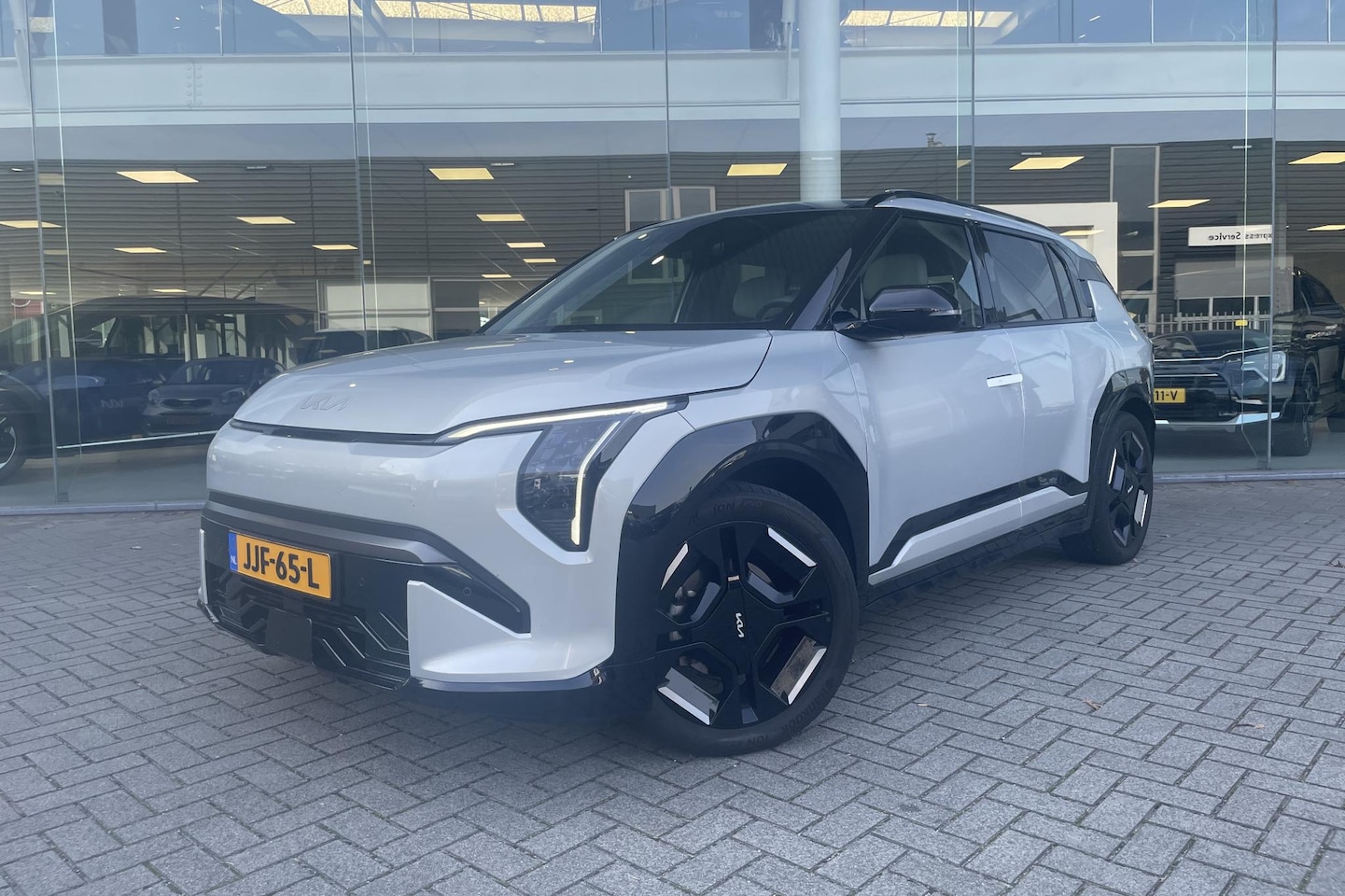 Kia EV3 - GT-Line 81.4 kWh | Nav | Stoel en stuurverwarming | Dodehoekdetectie | Lane assist | - AutoWereld.nl